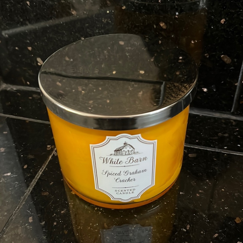 Bath and Body Works Spiced Graham Cracker Candle